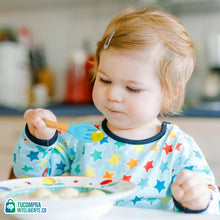 Cargar imagen en el visor de la galería, Set de Cubiertos en silicona y bambú / lo mejor para el bebé